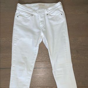 LEVIS size 27 white jean